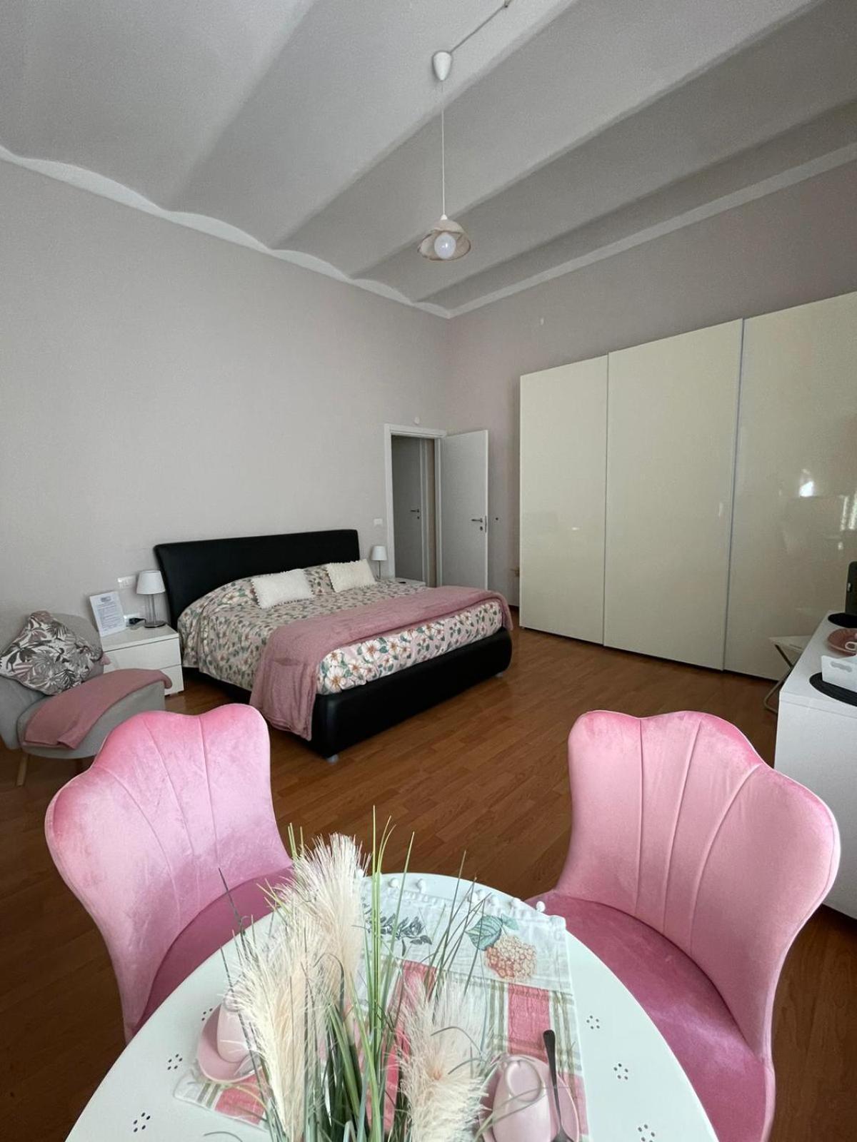 B&B Home XIX 나르니 외부 사진